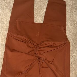 CSB High-Waisted Butt Scrunch Leggings